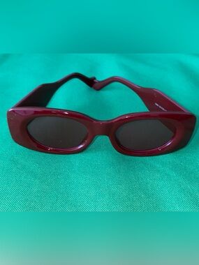Maroon Oval Retro Sunglasses